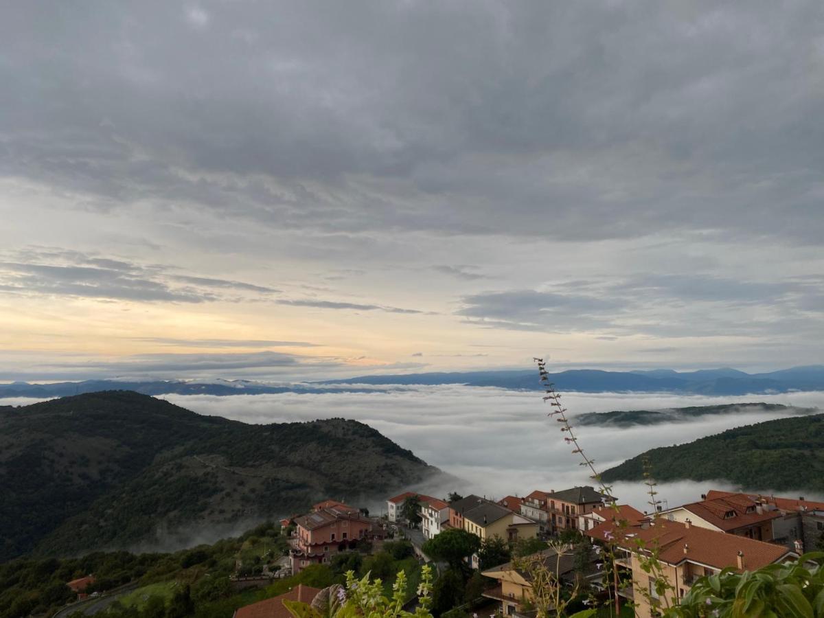 Il Borgo Antico Bed & Breakfast Rocca Massima Dış mekan fotoğraf