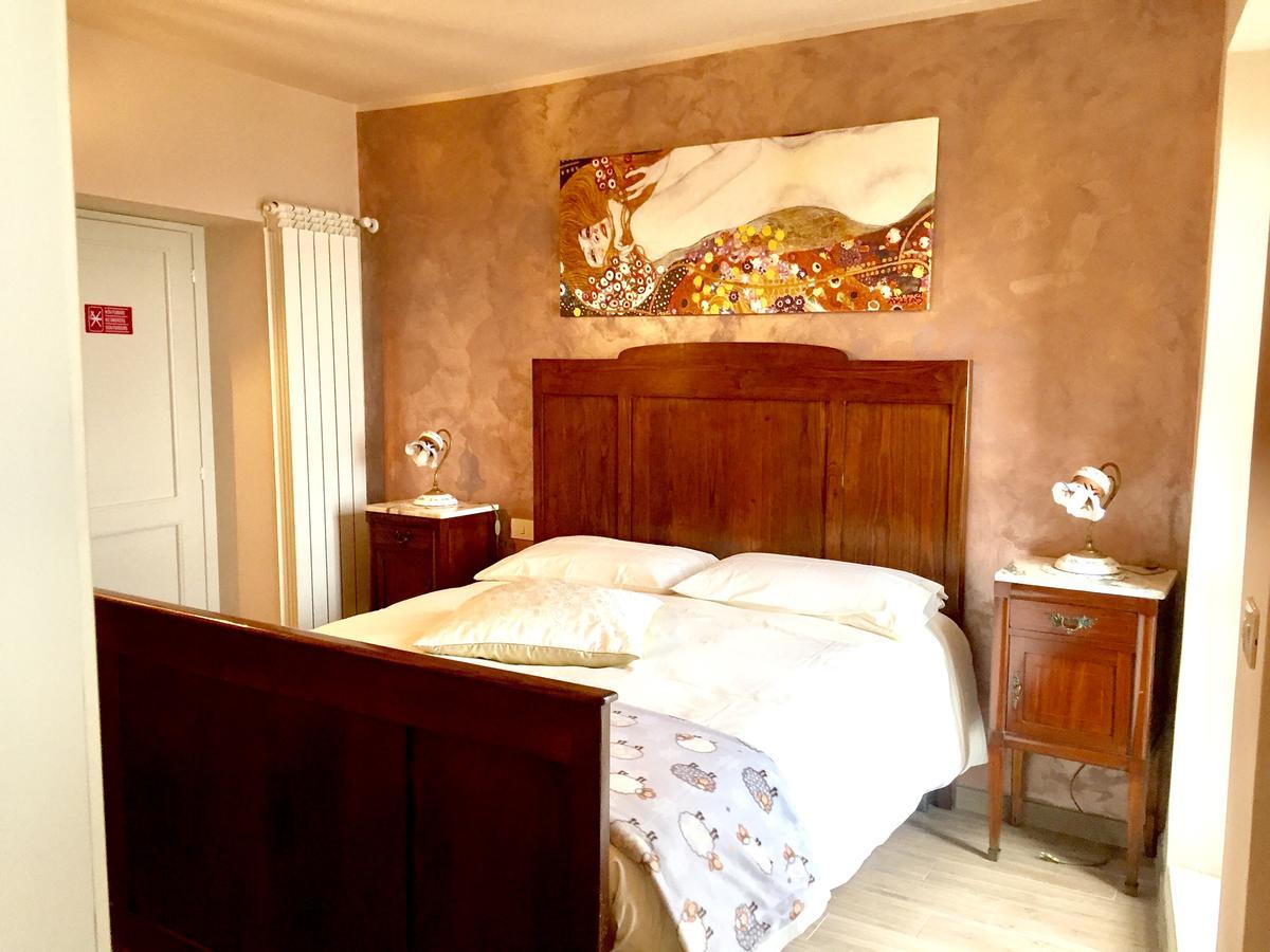 Il Borgo Antico Bed & Breakfast Rocca Massima Dış mekan fotoğraf